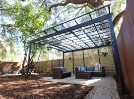 3 Bedroom Modern Ybor City Home- Pet Friendly