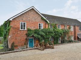 The Old Granary, hotell med basseng i Newent