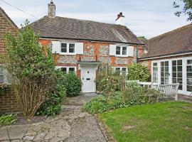 Apple Tree Cottage, hotel uz plažu u gradu 'West Wittering'