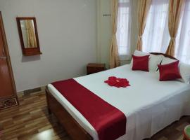 Ro and Trim homestay, hotel med parkering i Cherrapunji