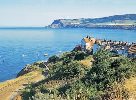 Sharrowhead Cottage - E4044, hotel a Robin Hood's Bay