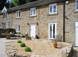 Bank Cottage, hotel con parking en Grindleford Bridge