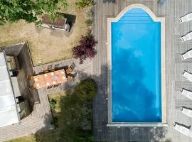 Crazy Villa Ecottay 61 - Heated pool & sauna - 2h from Paris - 30p