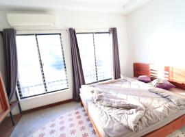 Theary apartment, Ferienwohnung in Phumi Ta Phul