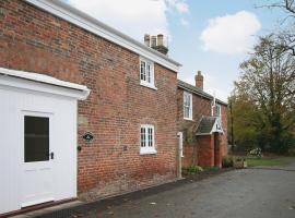 Granary Cottage - E5626, holiday home in Wainfleet All Saints