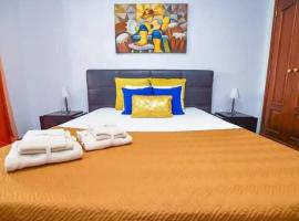 A House near CR7 Museum Madeira, hotel ve Funchalu
