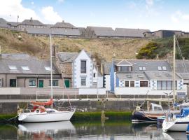 The Boathouse, hotel in Findochty