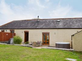 Yr Hen Feudy, holiday home in Valley