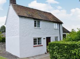 Westover Cottage, pet-friendly hotel in Wootton