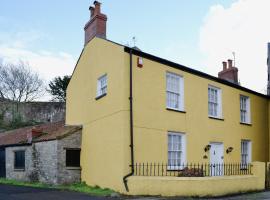 The Quay, beach rental in Pembroke