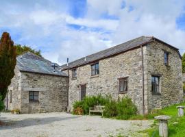 Stable End, hotel in Trewen