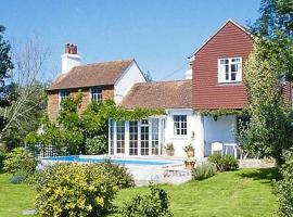 Dill Hundred Cottage، بيت عطلات في Warbleton