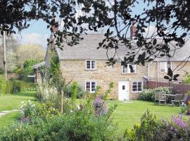 Barters Cottage, cottage di Chideock