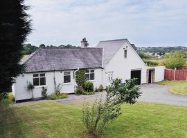 Grey Cottage، فندق في Pentraeth