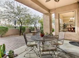 Sleek Home with Sauna and Fire Pit - Golf Nearby, villa in Scottsdale