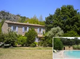 Mas provencal au vieux moulin
