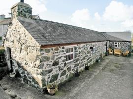 Cae Bach Cottage, koča v mestu Dinas