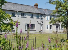 Conifers, hotel with parking in South Molton