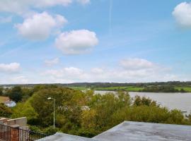 Llys Aled, cabaña o casa de campo en Llanedwen