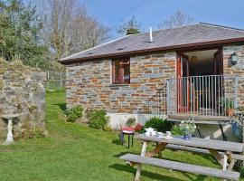 Tripp Cottage, hotel with parking in Saint Neot