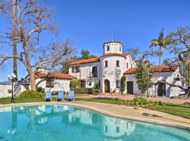 The Castle Hacienda Heights Home with Patio and Pool, מלון עם חניה בהסיינדה הייטס