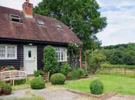 Malthouse Barn, holiday home in Hastingleigh