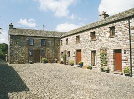 Stable Cottage - B6062, hotel em Pooley Bridge