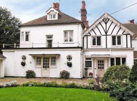 Ivy Cottage, ξενοδοχείο σε Westgate on Sea