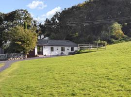 Tan Rallt Barn, hotel with parking in Tregarth