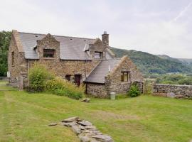 Erw Goed Old Barn, hotel ramah hewan peliharaan di Arthog