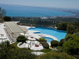 Palace Hotel San Michele, hotel en Monte SantʼAngelo