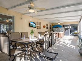 Pet Friendly Paradise - Casa Flamingo - Roelens Vacations – dom przy plaży w mieście Cape Coral