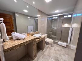 Ohana Beach Hotel, khách sạn ở Playas