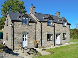 Bryn Gwnog, hotel with parking in Capel Garmon