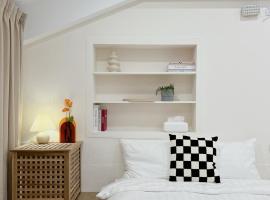 Soda White Tainan Homestay, hotel v destinaci Tchaj-nan