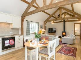 The Old Dairy-ukc2112, holiday home in Royal Wootton Bassett