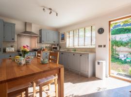 Greenridge, holiday home in Totland