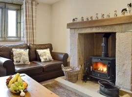 Little Grans Cottage, holiday rental in Cowling