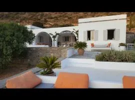 Cycladic Villa Kamari