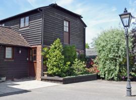 Oast Cottage, hotelli kohteessa Herstmonceux