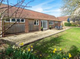 The Old Dairy, cottage in Cam