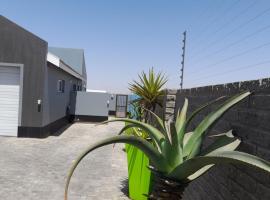 Kelpmeeu Self- Catering Apartments, hotell med parkeringsplass i Swakopmund
