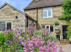 The Causeway, holiday home in Eyam