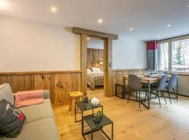 Appartement spacieux exposé Sud avec balcon, proche des pistes et commodités, Val-d'Isère - FR-1-694-311