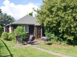 The Cottage - B4014, pet-friendly hotel in Wendling