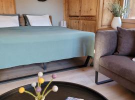 Ferienwohnung PARDI, hotel v destinaci Lenz