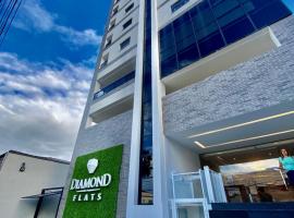 Apts 501 e 705 Diamond Flats, feriebolig i São Lourenço