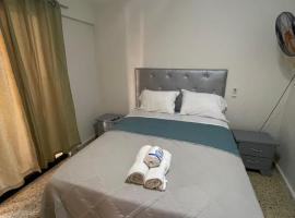 2cristian suit, hotel with parking in Los Frailes