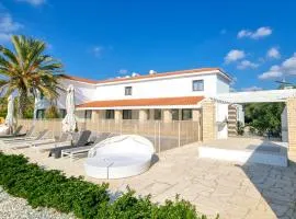 Leto 13 Villa
