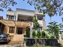Villa Bukit Nirwana, holiday rental in Bogor